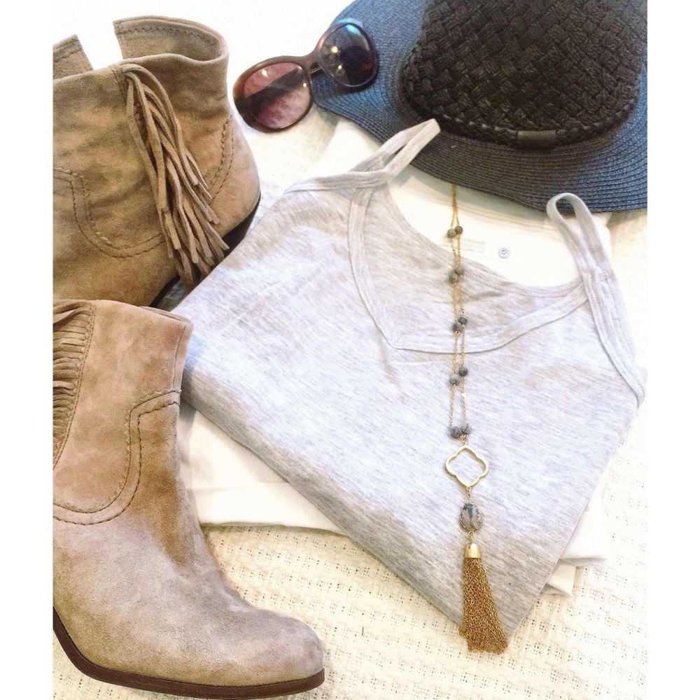 ✨Last 1✨V-Neck Cami in Heather Grey